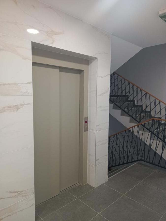 Apartamento Avenija Oaza Novi Sad Exterior foto