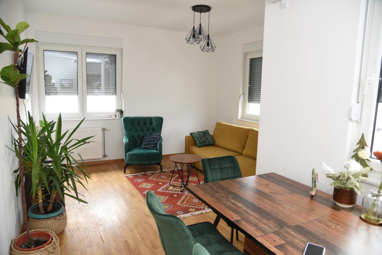 Apartamento Avenija Oaza Novi Sad Exterior foto