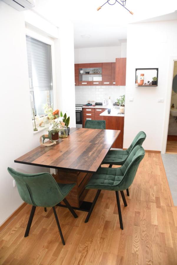 Apartamento Avenija Oaza Novi Sad Exterior foto